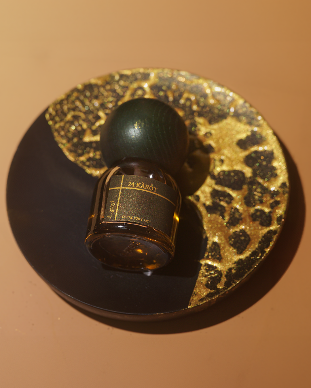 24KÀRỐT  [Carrot, Earth & Amber]